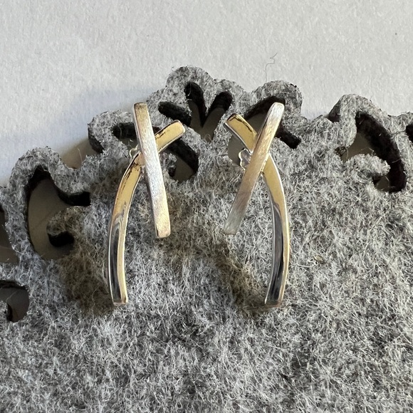 Solid Sterling Silver Earrings - Picture 5 of 6